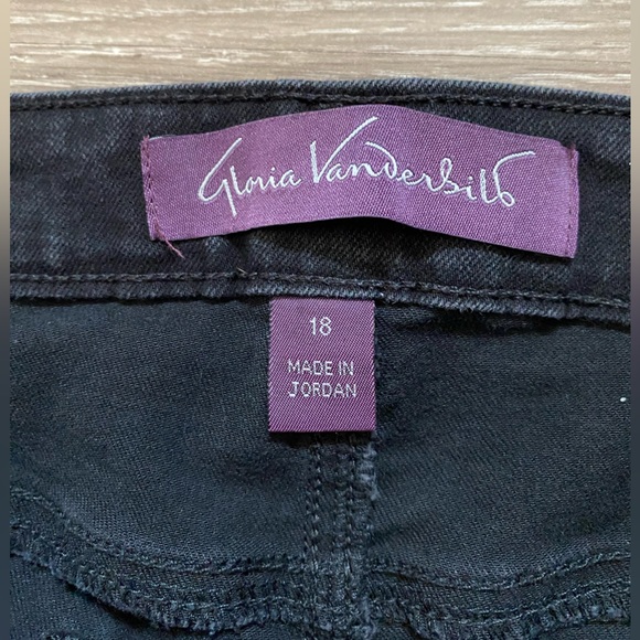 Gloria Vanderbilt | Amanda Slim Straight Leg Black Jean Size 18 - Picture 7 of 8